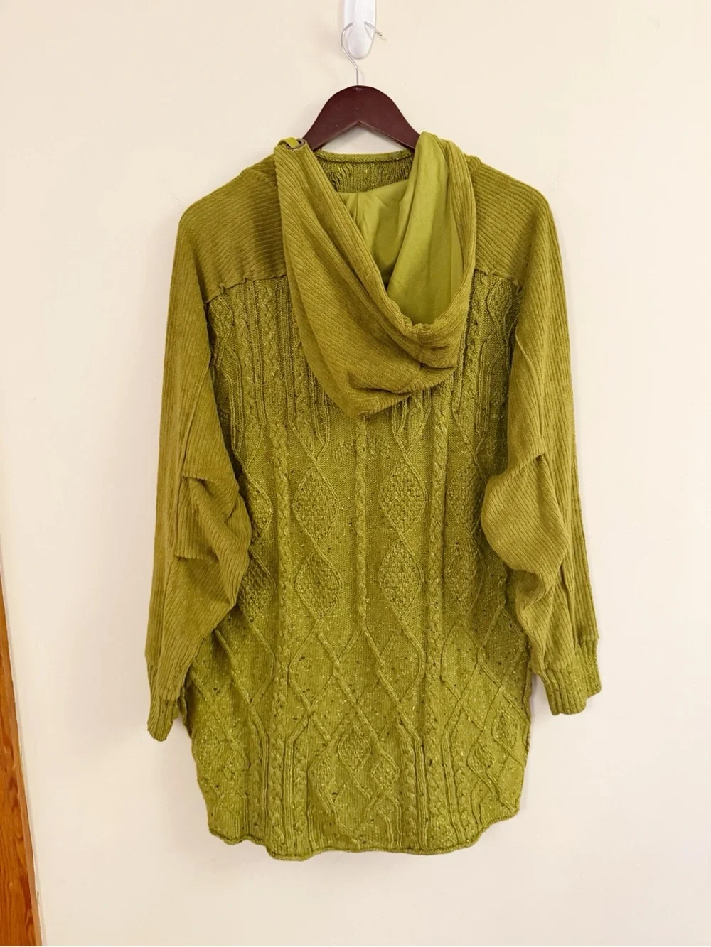 Free People Ski Bum Green Cable Knit Hooded Sweater Size Small Oversized